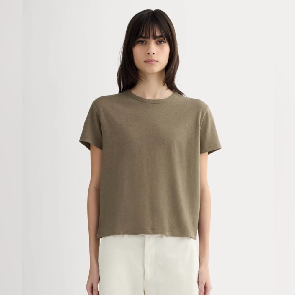 Everlane Box Cut Tee in Linen